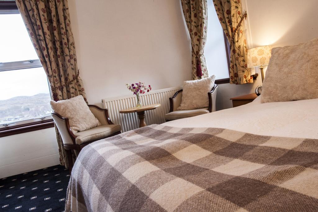 Poolewe Hotel Rum bild
